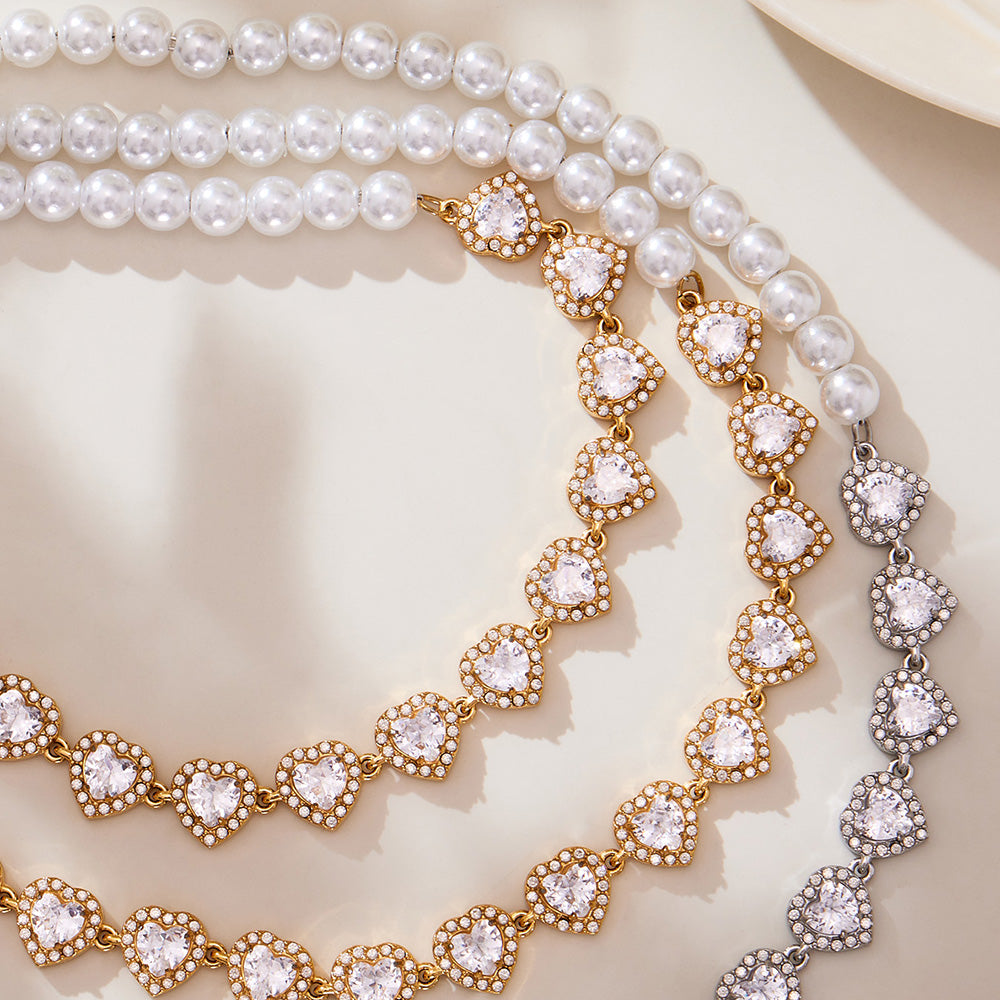 Collar Corona de Corazones