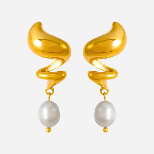 Pendientes de perlas de agua dulce en espiral