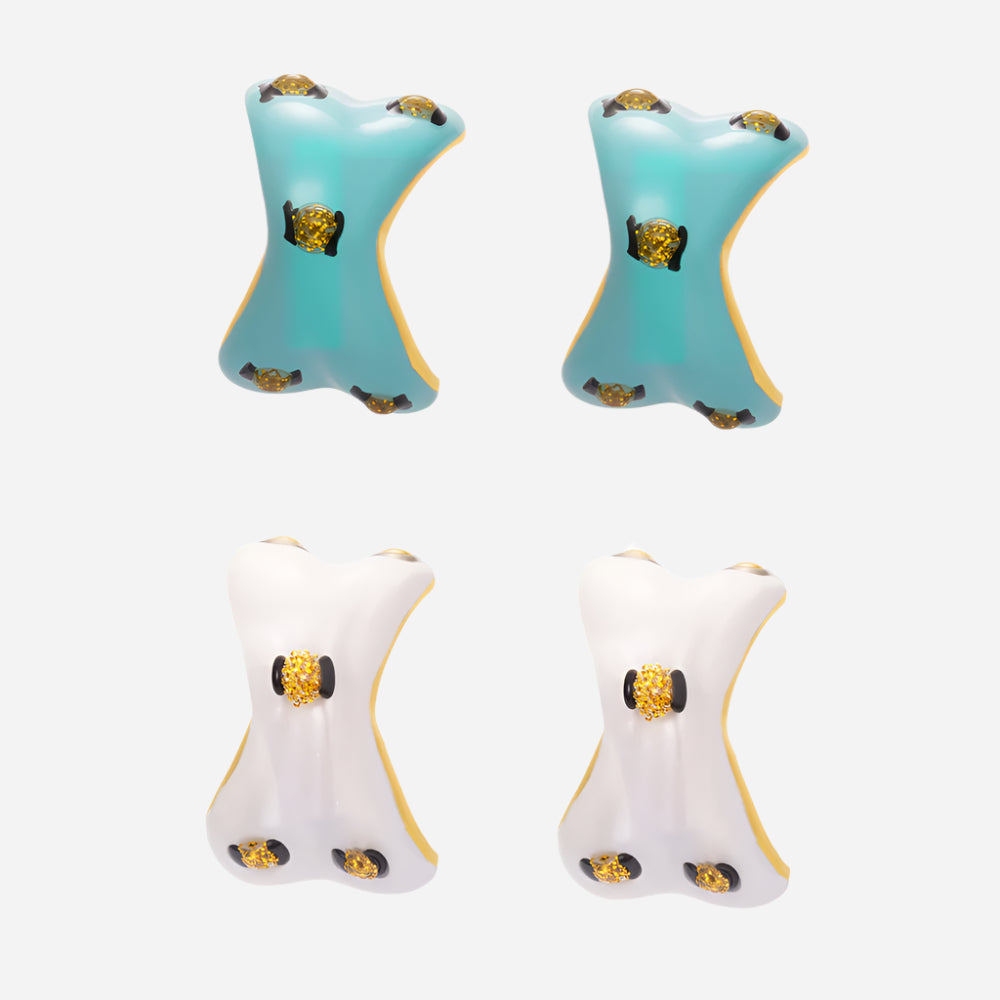 Pendientes esmaltados con peso