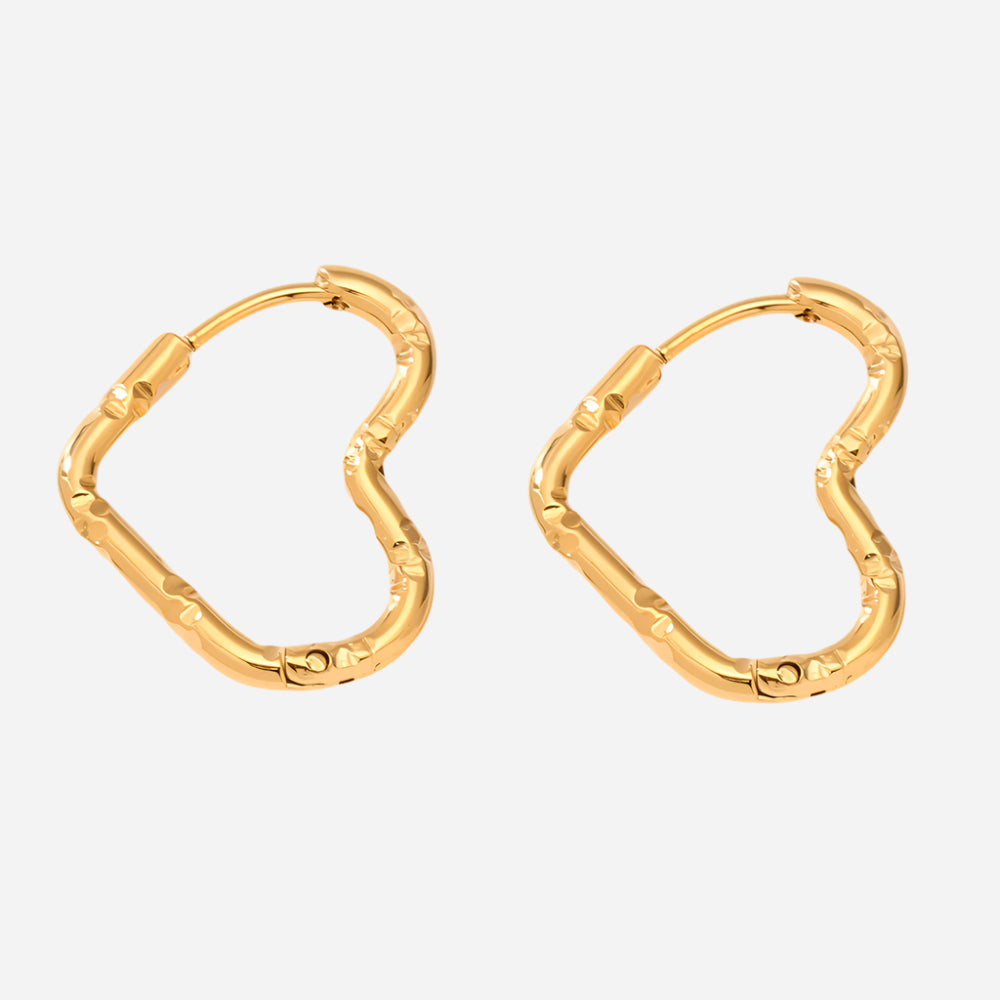 Pendientes de acero inoxidable con forma de corazón