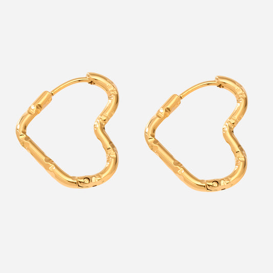 Pendientes de acero inoxidable con forma de corazón