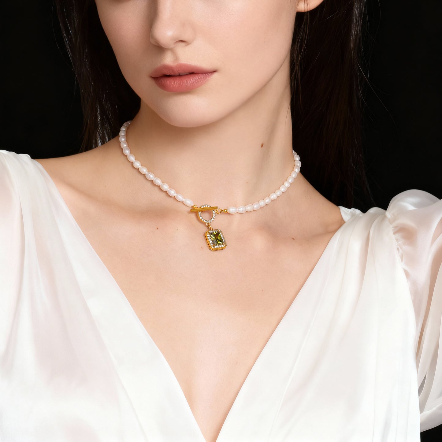 Freshwater Pearl Choker with Cubic Zirconia – OT Clasp Gift