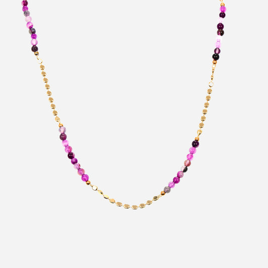 Collar de ágata y concha bohemias con detalles en cobre