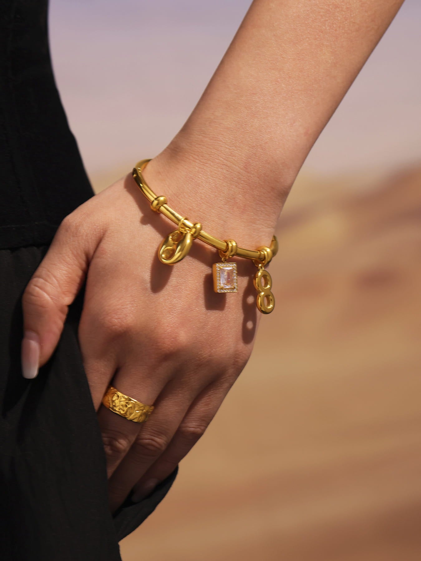 Pulsera con colgante geométrico de circonita cúbica | Circonita 5A y acero inoxidable