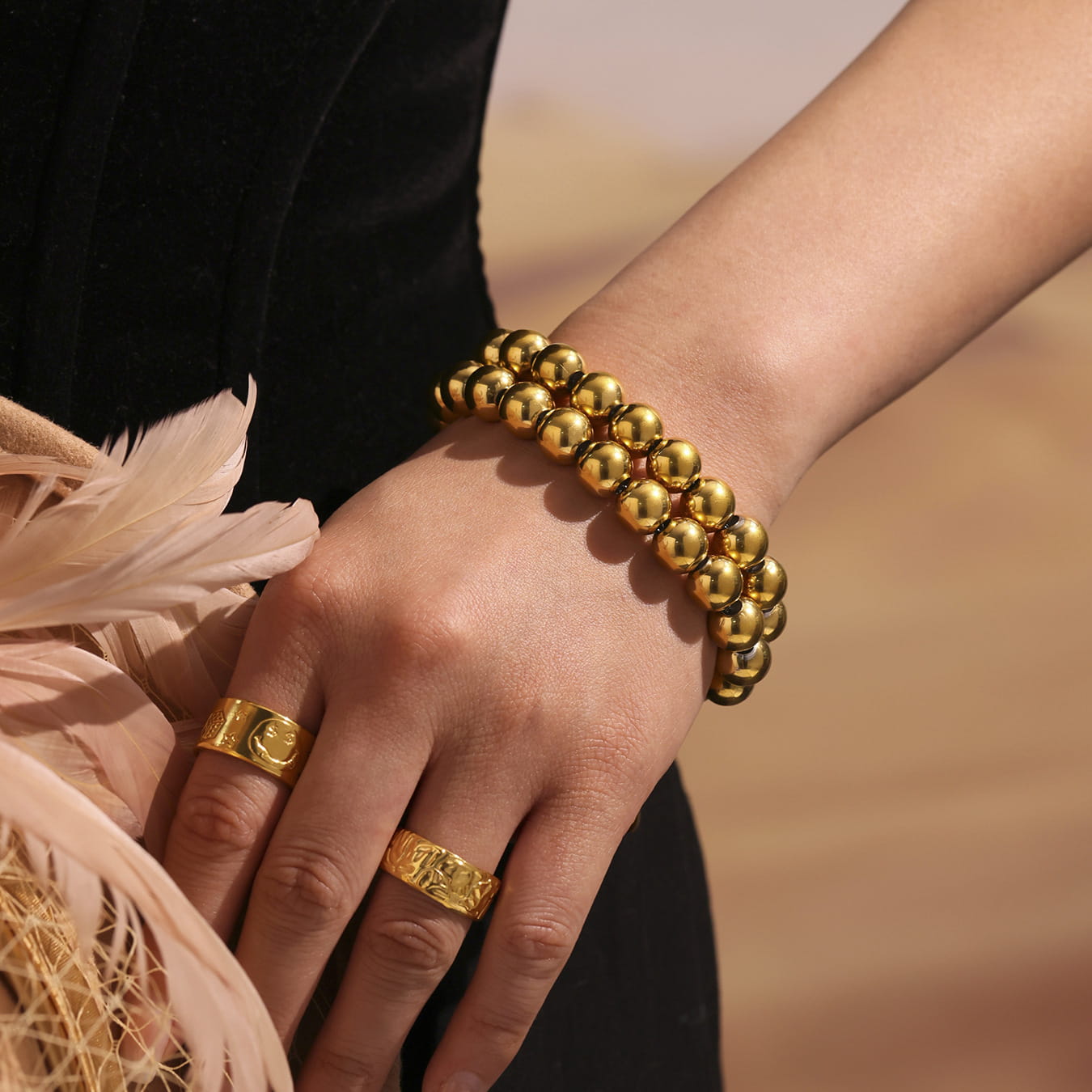 Pulsera de cuentas doradas | Joyería EuroChic de acero inoxidable con cadena