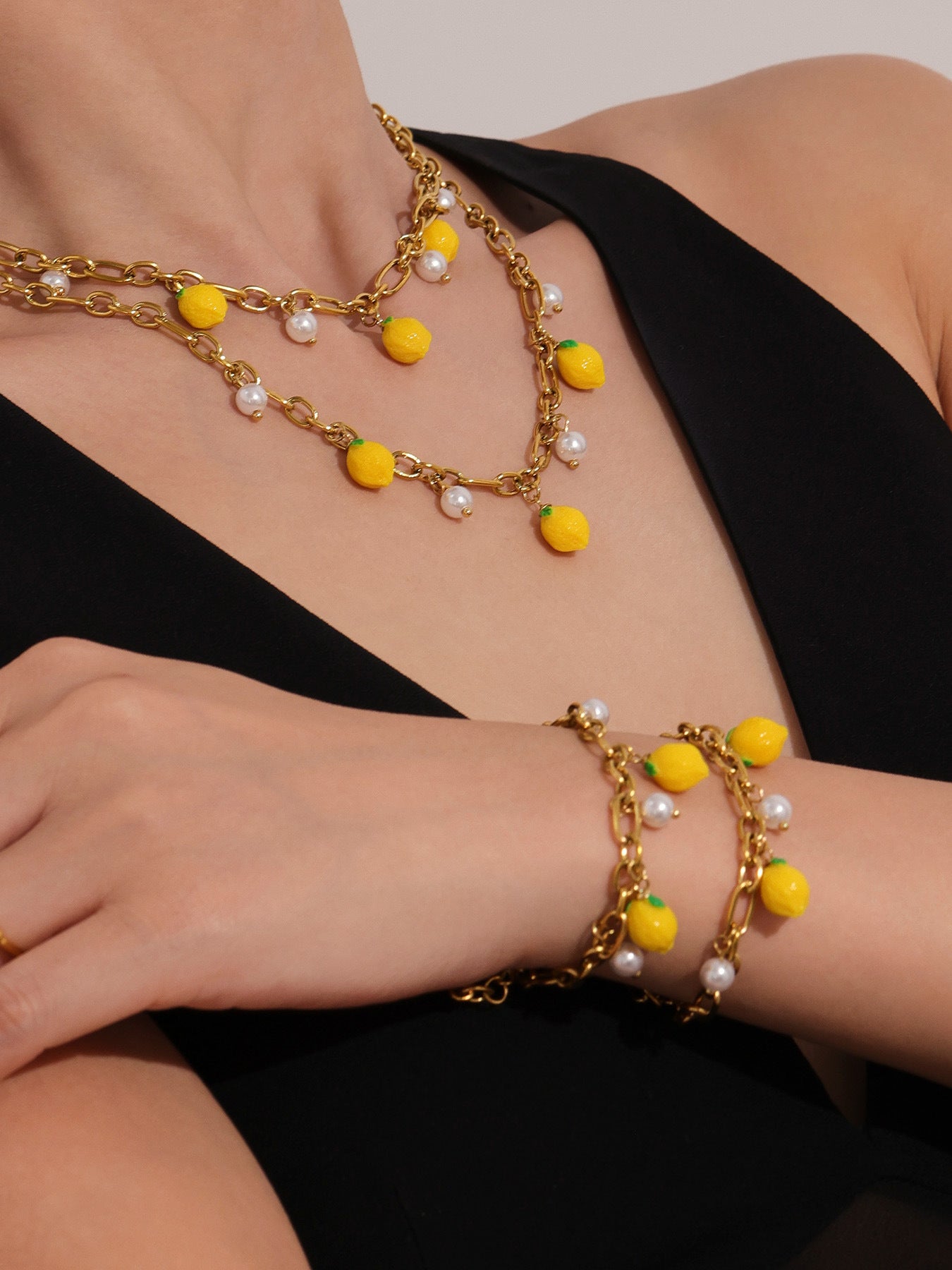 Resin Lemon Shell Bead Necklace
