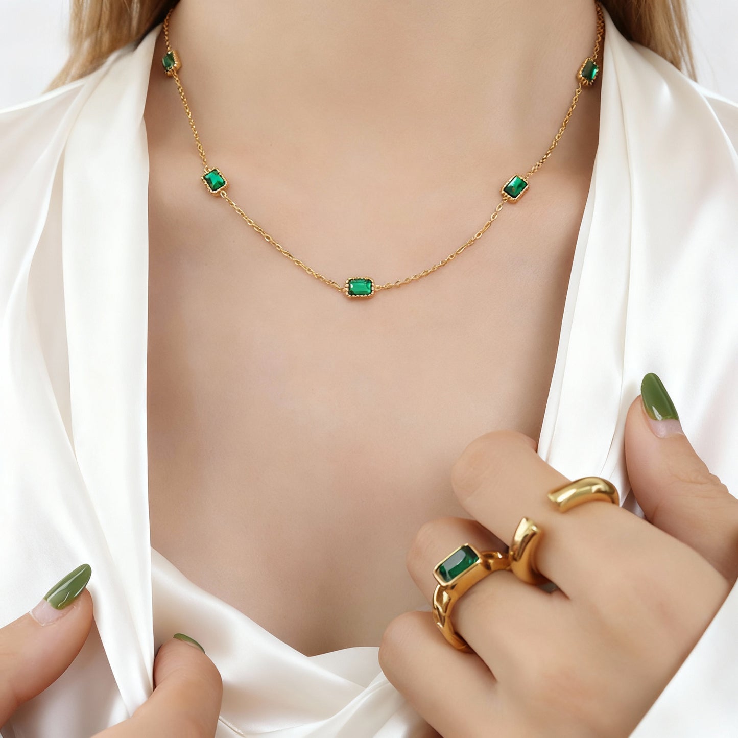 Stainless Steel Handmade Zircon Inlaid Necklaces