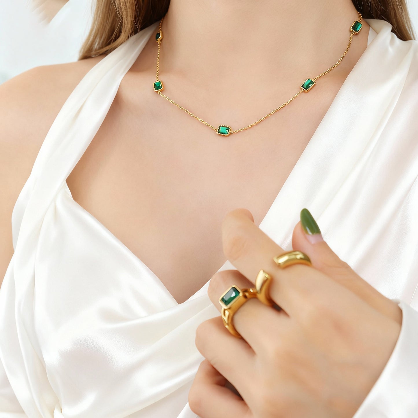 Stainless Steel Handmade Zircon Inlaid Necklaces